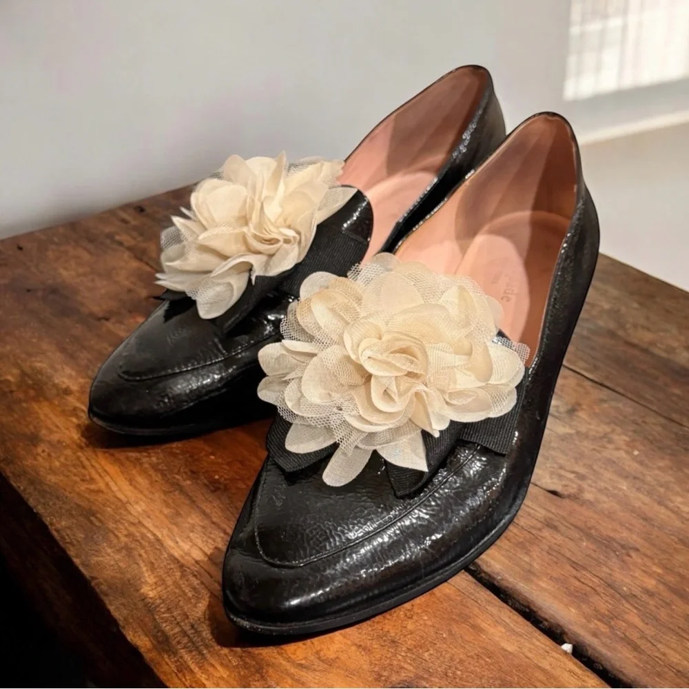 Kate Spade Black Cinda patent leather loafers grosgrain bow and mesh flower 8.5
